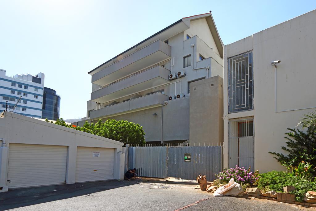 Amalfi On Regent * Cape Town