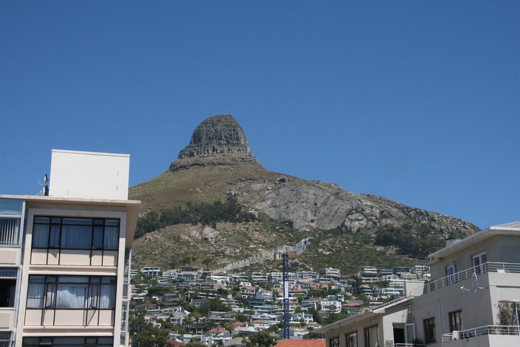 Amalfi On Regent Hotel